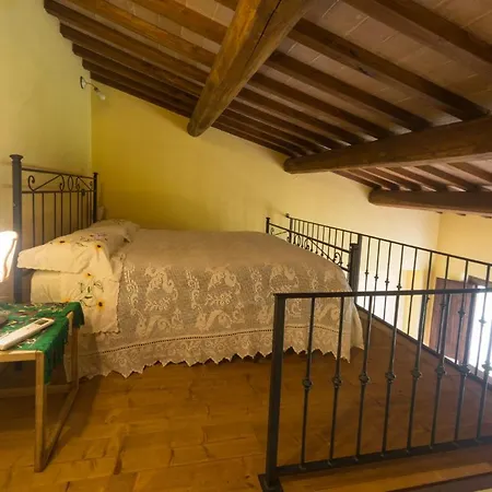 Marinella Амелиа